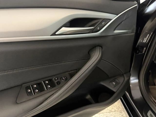 BMW 520 520d Business Line Touring xDrive