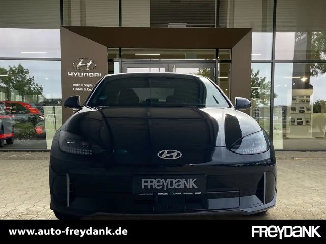 Hyundai IONIQ 6 UNIQ Vierwielaandrijving