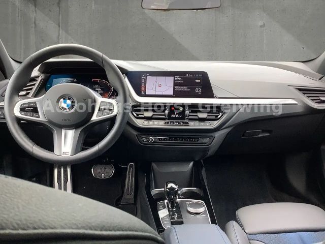 BMW 118 118i M-Sport Sedan