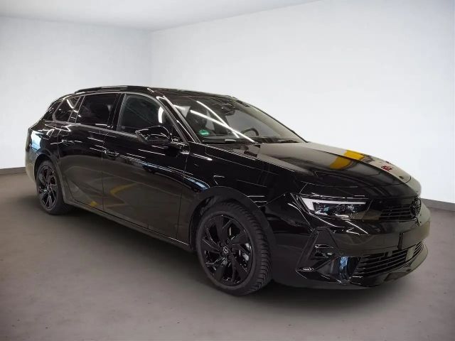 Opel Astra Sports Tourer Ultimate