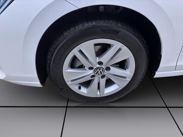 Volkswagen Golf 1.5 eTSI DSG Life Variant