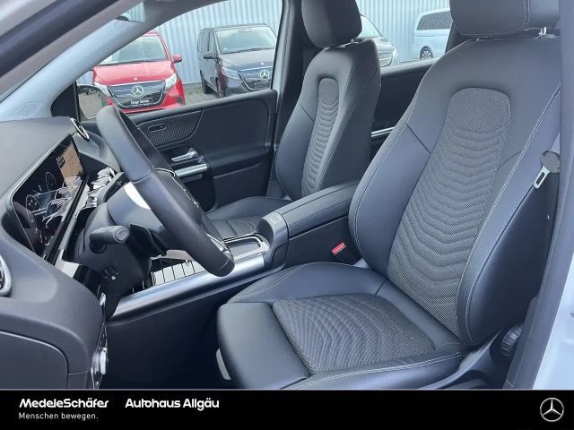 Mercedes-Benz B 180 Progressive