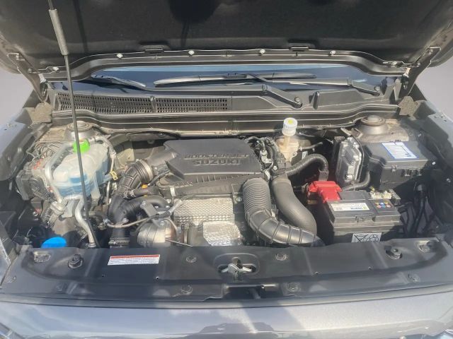 Suzuki S-Cross Flash Hybrid