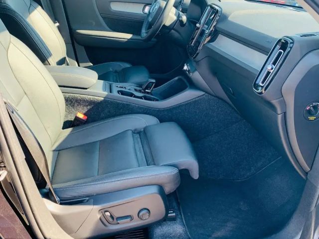 Volvo XC40 B3 B Aut Leder Navi BLIS ACC PILOT 360° Pix