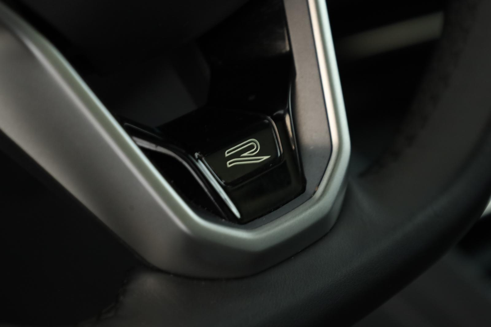 Volkswagen Tiguan 2.0 TSI DSG IQ.Drive R-Line