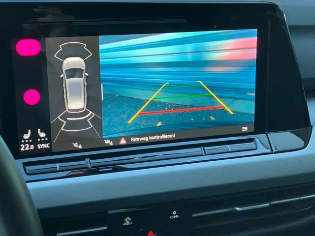 Volkswagen Golf DSG Life Variant