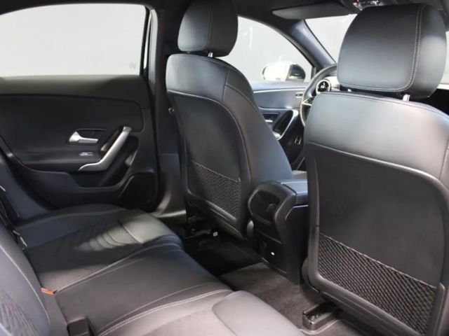 Mercedes-Benz A 180 Progressive