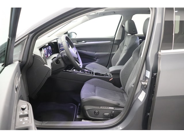 Volkswagen Golf 1.5 eTSI Style Variant