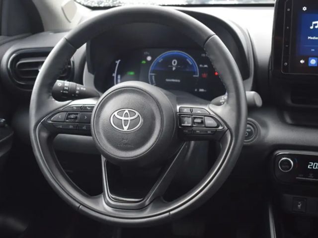 Toyota Yaris Business Hybride
