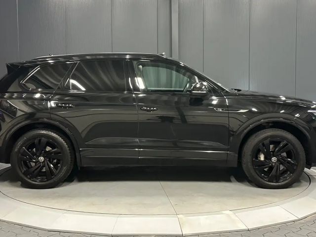 Volkswagen Touareg 4Motion R-Line Style