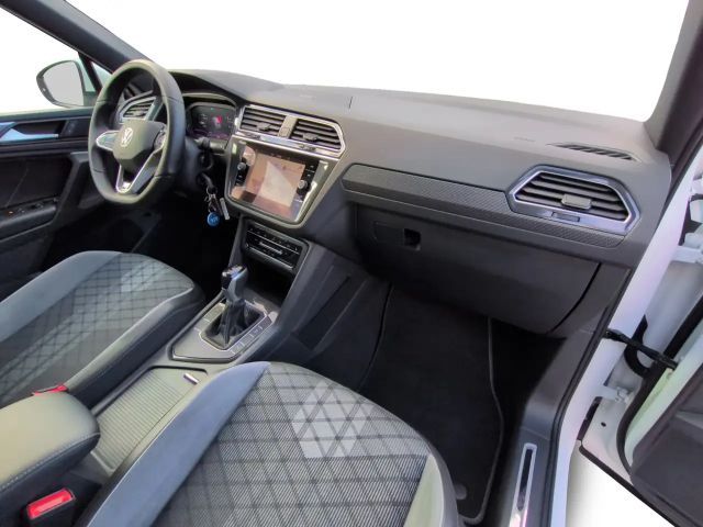Volkswagen Tiguan 1.5 TSI DSG R-Line