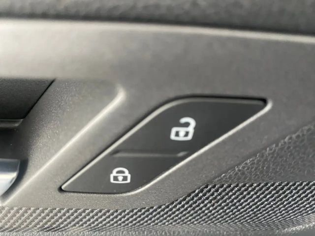 Volkswagen Golf DSG GTE