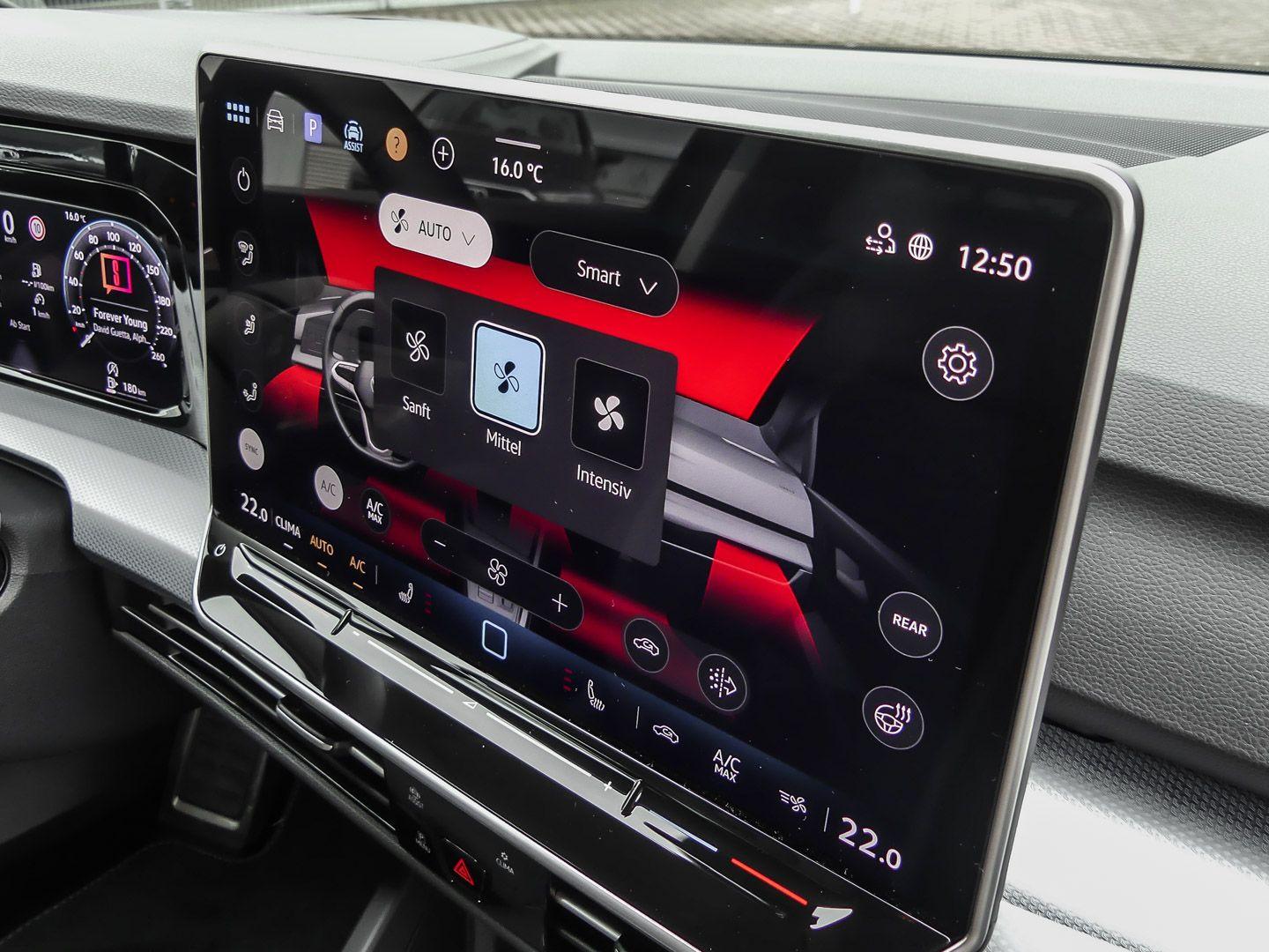 Volkswagen Golf 1.5 eTSI Life