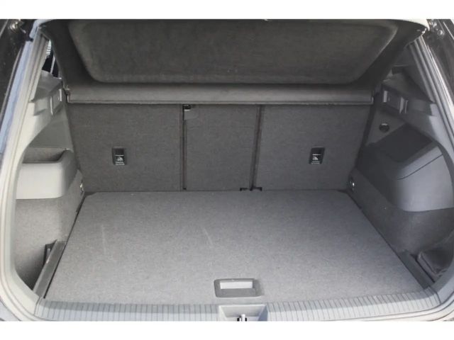 Volkswagen Tiguan 1.5 TSI DSG R-Line