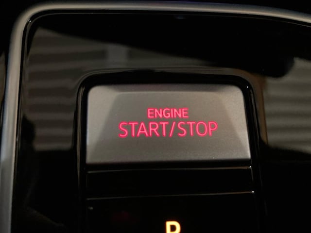 Volkswagen Golf 2.0 TSI Golf VIII