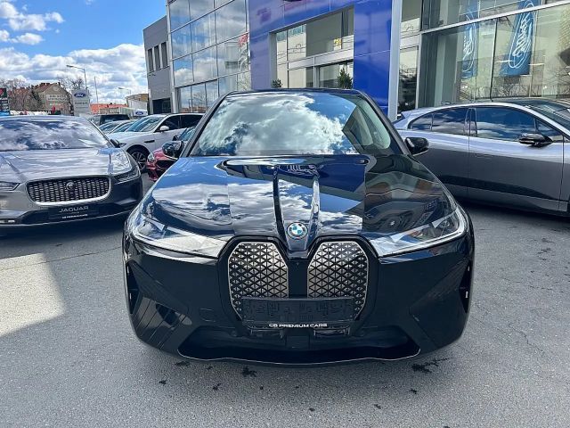 BMW iX xDrive40