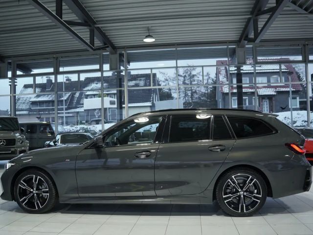 BMW 330 330d M-Sport Touring xDrive