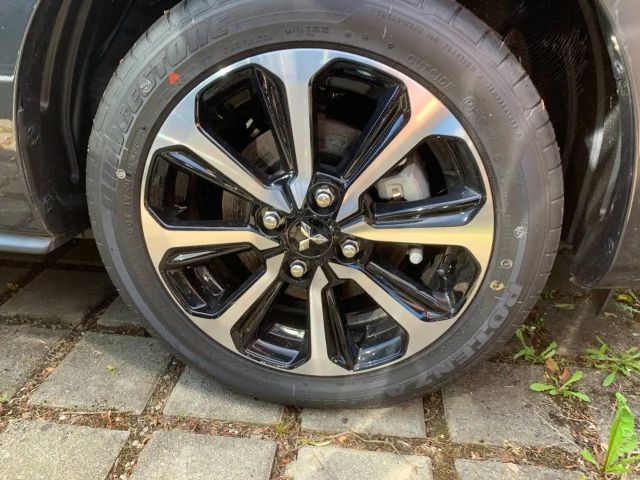 Mitsubishi Space Star CVT ClearTec MIVEC Star