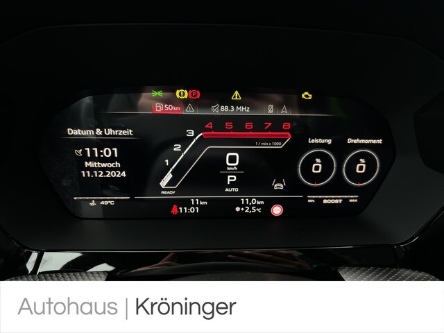 Audi RS3 Quattro S-Tronic Sedan