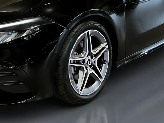 Mercedes-Benz A 200 AMG Line