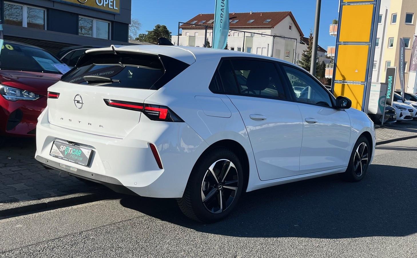 Opel Astra 1.2 Turbo Edition Turbo