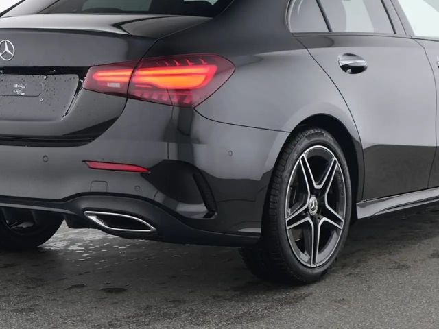 Mercedes-Benz A 200 AMG Line