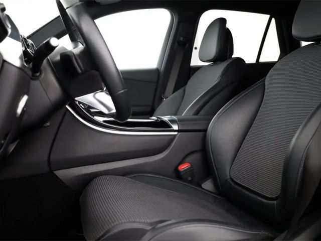 Mercedes-Benz GLC 300 AVANTGARDE