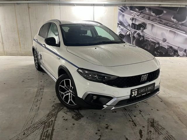 Fiat Tipo Cross