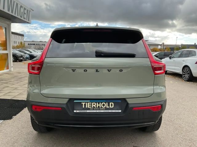 Volvo XC40 Dark Plus
