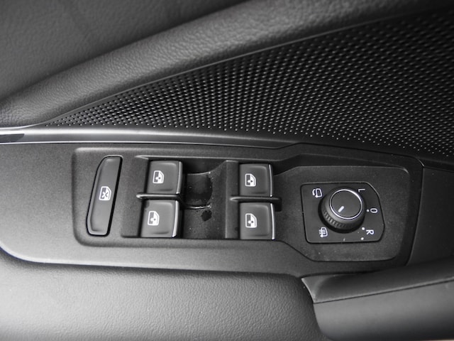 Volkswagen Tiguan 4Motion DSG R-Line