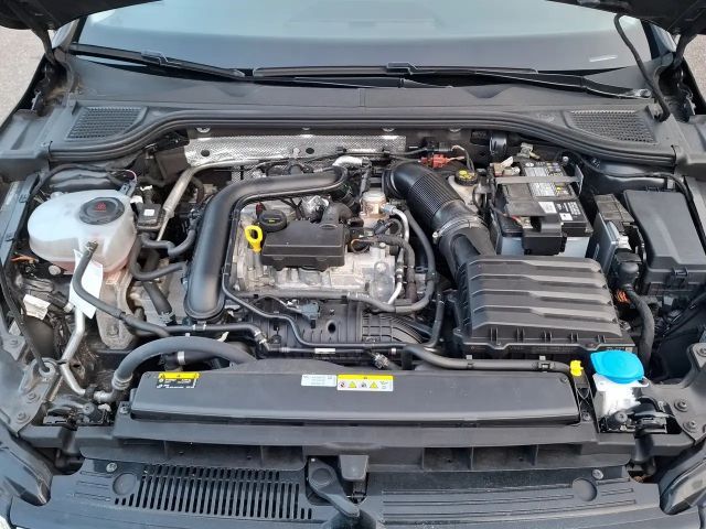 Volkswagen Golf 1.0 TSI Golf VIII Life