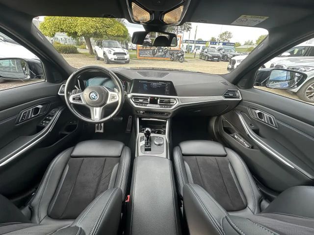 BMW 330 330e M-Sport Touring