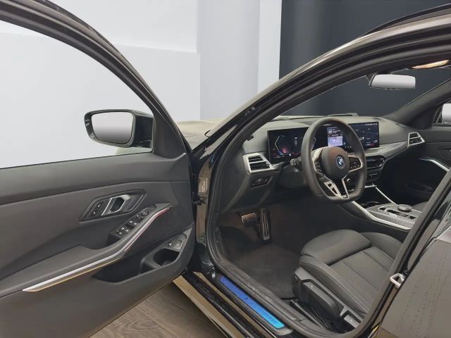 BMW 330 330e Touring