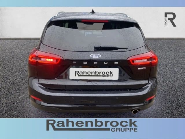 Ford Focus EcoBoost Style Titanium Wagon