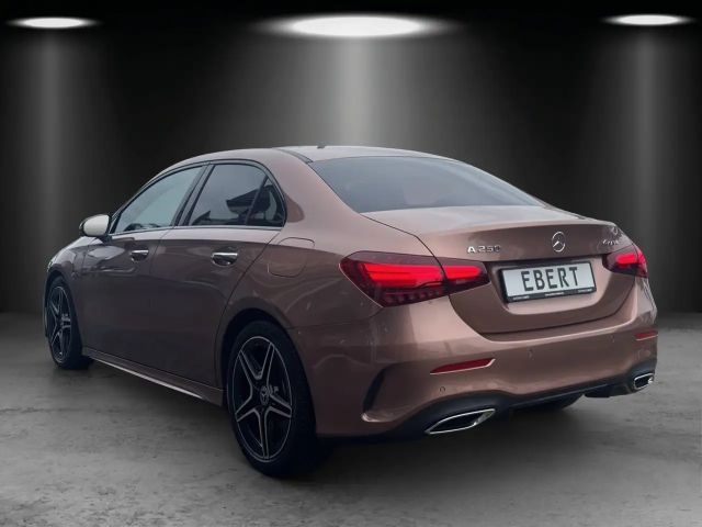 Mercedes-Benz A 250 4MATIC AMG Line