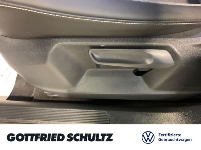 Volkswagen T-Roc T-Roc GOAL TSI NAVI SITZHEIZUNG EINPARKHILFE LED