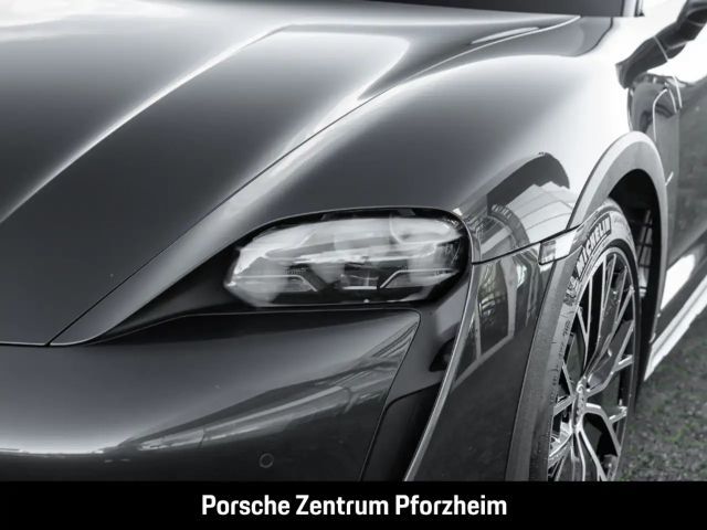 Porsche Taycan 4S Cross Turismo