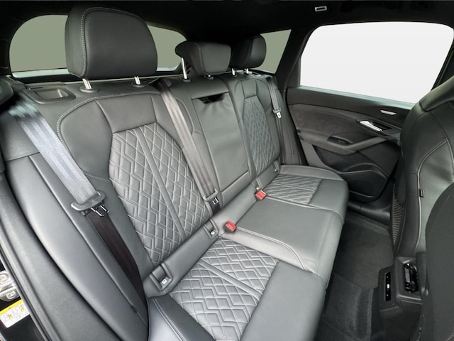 Audi Q6 e-tron Quattro