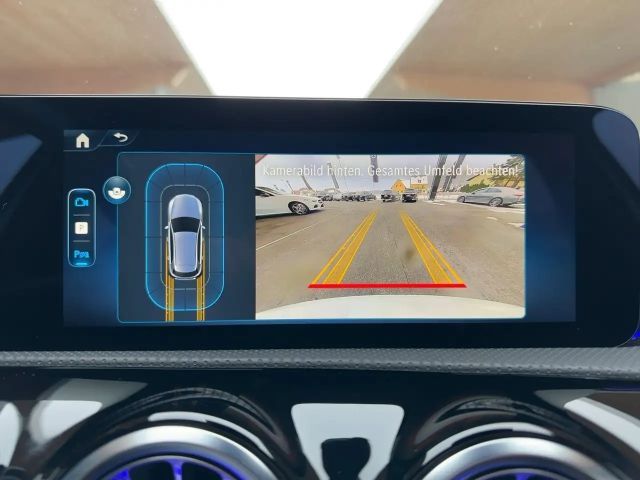 Mercedes-Benz A 180 AMG Line