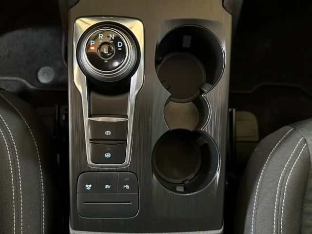 Ford Kuga Cool & Connect