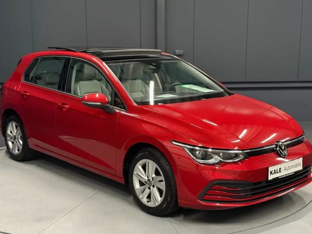 Volkswagen Golf 1.5 eTSI Golf VIII Life