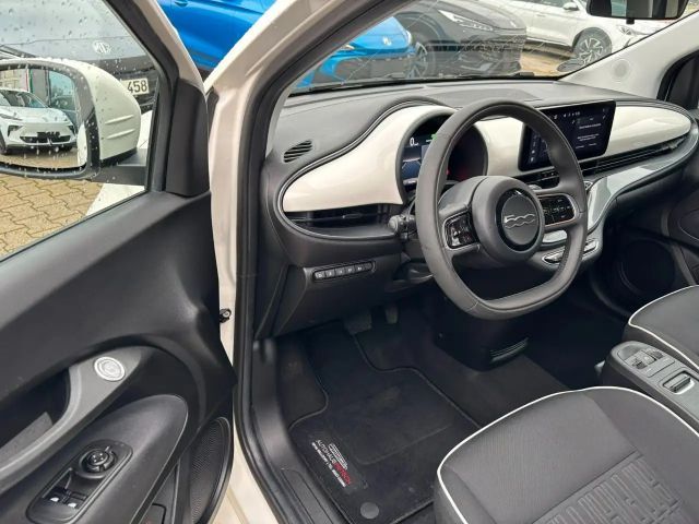 Fiat 500e 42 kWh
