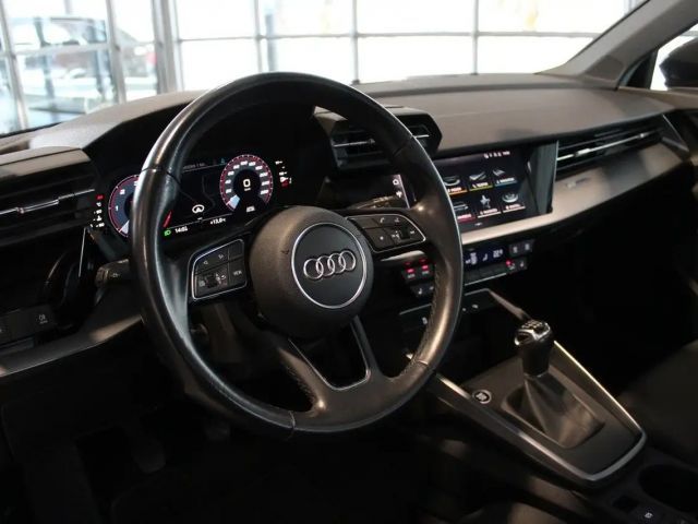 Audi A3 30 TDI Sedan Sportback