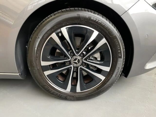 Mercedes-Benz B 180 Progressive