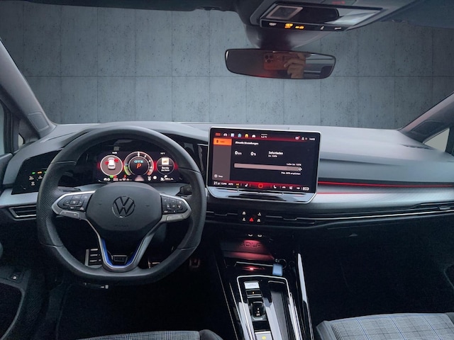 Volkswagen Golf DSG eHybrid