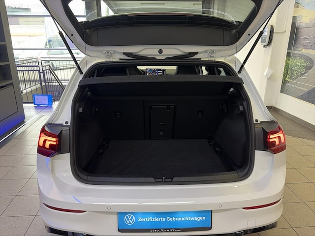 Volkswagen Golf 1.5 eTSI R-Line