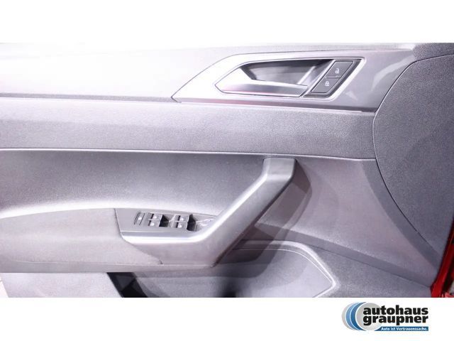 Volkswagen Polo 1.0 TSI DSG Style