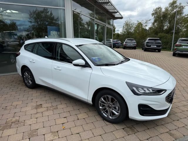 Ford Focus Titanium Wagon