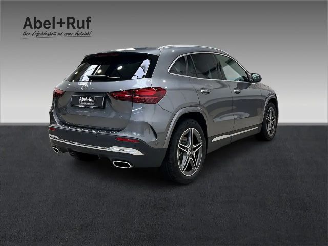 Mercedes-Benz GLA 200 AMG Line