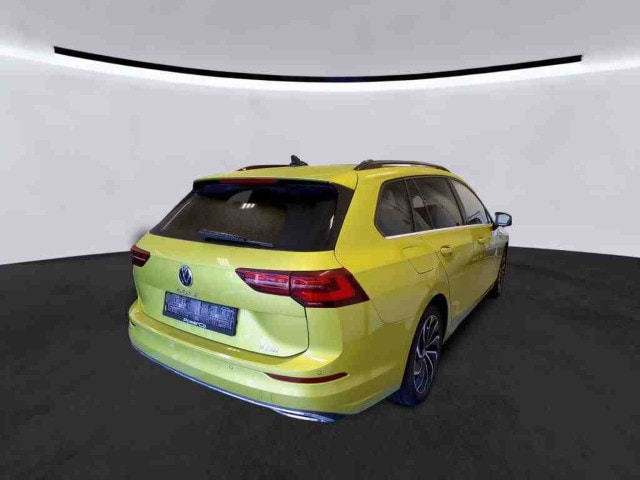 Volkswagen Golf 1.5 TSI DSG Style Variant